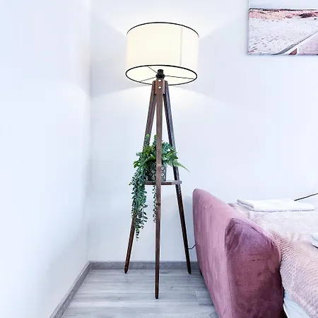 A Cozy Next To A Port Apartment